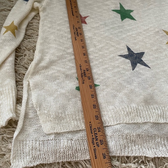 Kem & Thread sweater Semi- sheer Star print - Picture 3 of 12